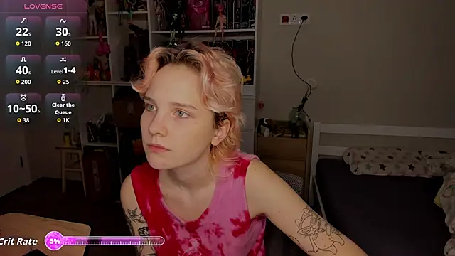 Snapshot of School_Love chatting on December 2025 07:06:02 AM School Love online show from December 2025 07:06:02 AM