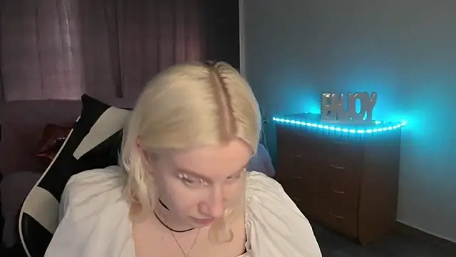 EnigmaSee online show from July 2026 01:18:01 AM