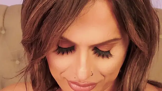 Snapshot of xprettysmilex chatting on December 2024 10:20:01 PM xprettysmilex online show from December 2024 10:20:01 PM