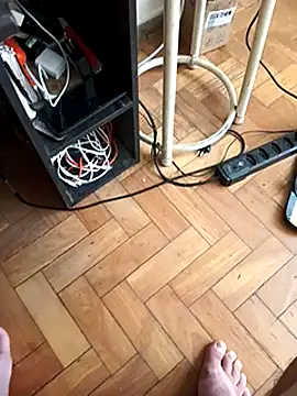 Snapshot of lobomisterioso13 chatting on March 2025 01:07:01 PM lobomisterioso13 online show from March 2025 01:07:01 PM