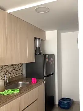 aldrinwhite online show from March 2025 04:09:02 PM