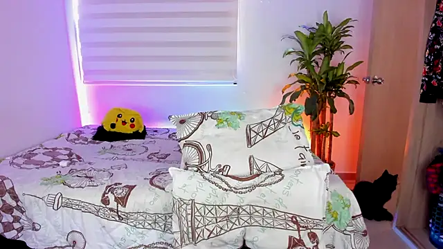 aldrinwhite online show from October 2025 05:55:01 PM