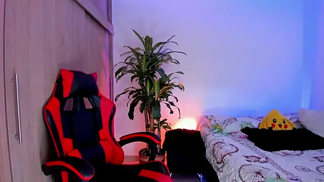 aldrinwhite online show from March 2026 08:06:02 PM