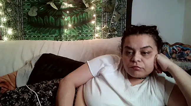 smathydeez69 online show from February 2025 07:31:01 AM