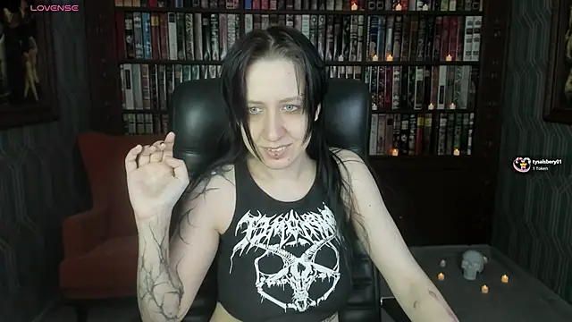 Medusa  Gorgona online show from October 2025 06:15:01 AM