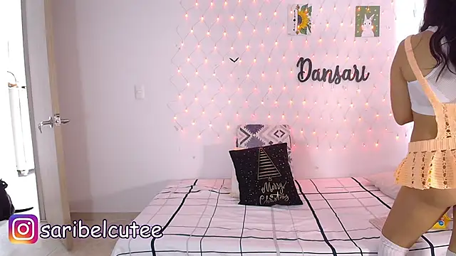 saribelcute online show from December 2024 03:00:02 PM