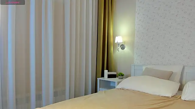 Snapshot of Anna_Robinson chatting on February 2025 05:24:02 AM Anna Robinson online show from February 2025 05:24:02 AM