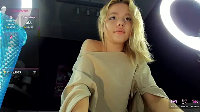 Snapshot of Anna_Robinson chatting on September 2025 01:28:02 AM Anna Robinson online show from September 2025 01:28:02 AM