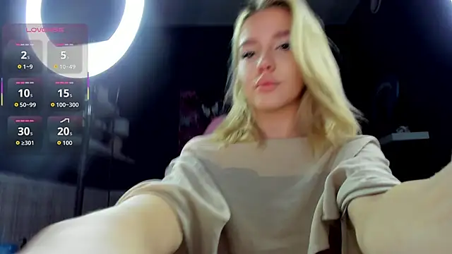 Anna Robinson online show from September 2025 01:07:02 AM