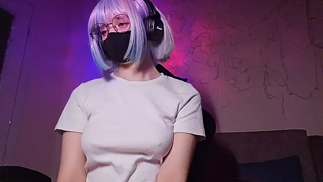 DanaWard online show from September 2025 09:28:02 PM