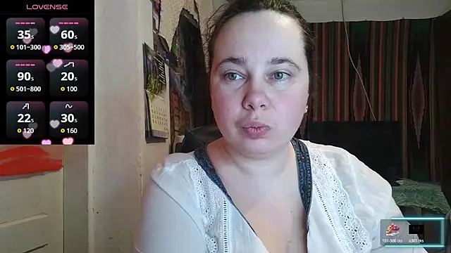 Snapshot of Cora_Maro chatting on April 2026 12:55:01 AM Cora Maro online show from April 2026 12:55:01 AM