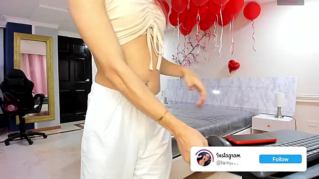 charolbruce 1 online show from May 2026 12:02:01 PM