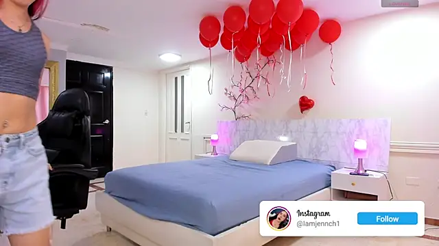 charolbruce 1 online show from June 2026 12:07:02 PM