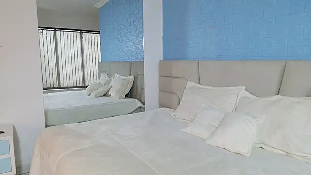 Snapshot of Zoe_Benson chatting on September 2025 01:49:01 PM Zoe Benson online show from September 2025 01:49:01 PM