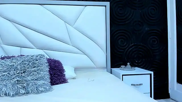 AbigailWilliams  online show from September 2025 11:04:02 AM