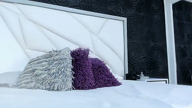 AbigailWilliams  online show from October 2025 11:22:02 AM