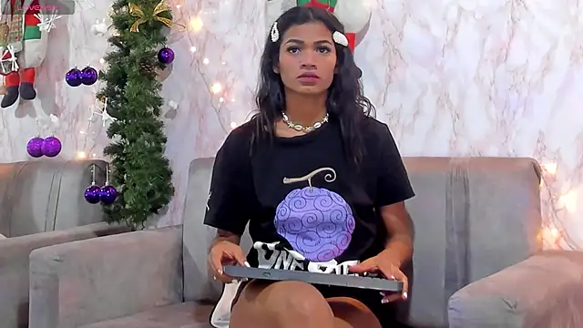 BarbieHotLaura online show from December 2024 08:49:02 PM