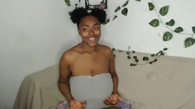 Snapshot of lyssyhorny chatting on September 2025 01:21:01 AM lyssyhorny online show from September 2025 01:21:01 AM