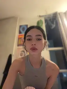 Snapshot of salome-brown chatting on June 2026 11:44:01 PM salome-brown online show from June 2026 11:44:01 PM