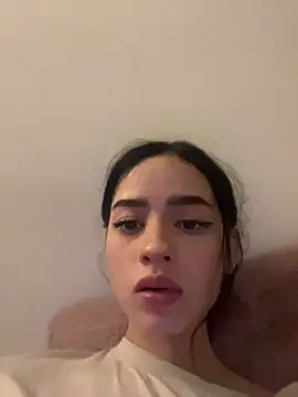 Snapshot of salome-brown chatting on June 2026 11:38:02 PM salome-brown online show from June 2026 11:38:02 PM