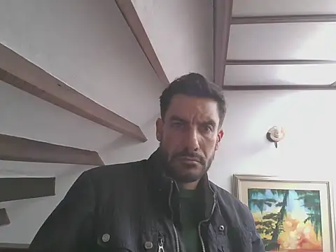 Snapshot of elkike1980 chatting on April 2026 04:01:01 PM elkike1980 online show from April 2026 04:01:01 PM