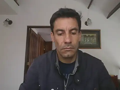 elkike1980 online show from April 2026 04:44:01 PM