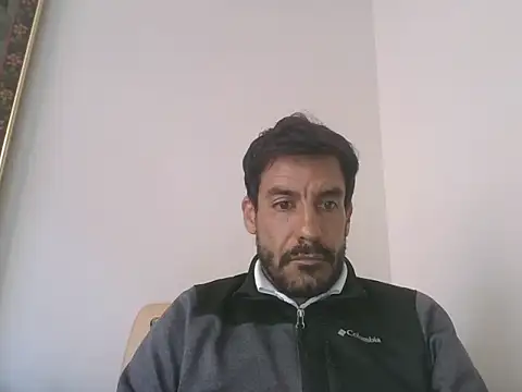 elkike1980 online show from May 2026 01:50:01 PM