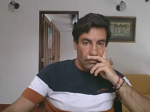 elkike1980 online show from July 2026 04:23:01 PM