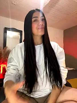 emmily d online show from October 2025 06:53:01 PM