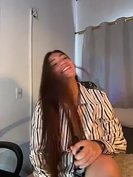 emmily d online show from May 2026 06:35:02 PM