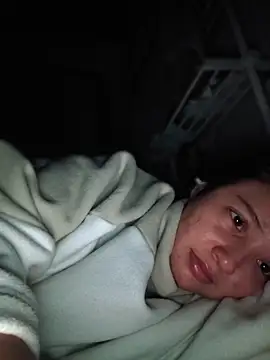 Snapshot of LorenRosse chatting on March 2026 11:32:01 PM LorenRosse online show from March 2026 11:32:01 PM