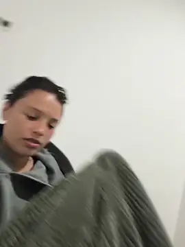 Snapshot of LorenRosse chatting on April 2026 11:57:02 PM LorenRosse online show from April 2026 11:57:02 PM