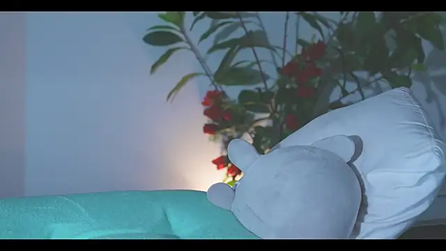 LorenRosse online show from May 2026 01:02:04 AM