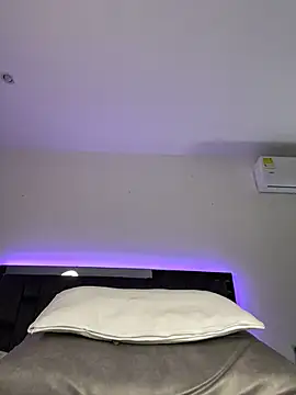 Sthef Castle online show from February 2026 12:21:01 AM