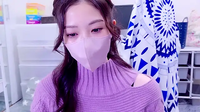 Snapshot of oxo_yuna_oxo chatting on December 2024 12:19:01 PM oxo yuna oxo online show from December 2024 12:19:01 PM