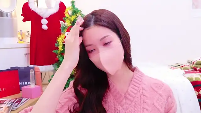 Snapshot of oxo_yuna_oxo chatting on December 2024 11:14:02 AM oxo yuna oxo online show from December 2024 11:14:02 AM