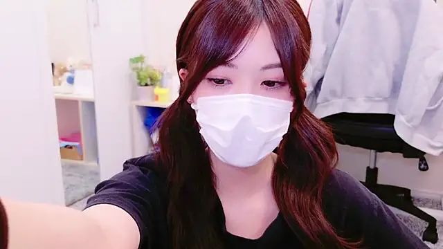 Snapshot of oxo_yuna_oxo chatting on January 2025 04:01:01 PM oxo yuna oxo online show from January 2025 04:01:01 PM