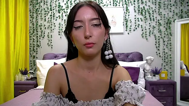 Snapshot of NicoleLimp chatting on January 2025 01:41:01 AM NicoleLimp online show from January 2025 01:41:01 AM