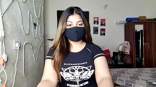 Snapshot of Hoty-Shivangi chatting on July 2026 11:35:01 AM Hoty-Shivangi online show from July 2026 11:35:01 AM