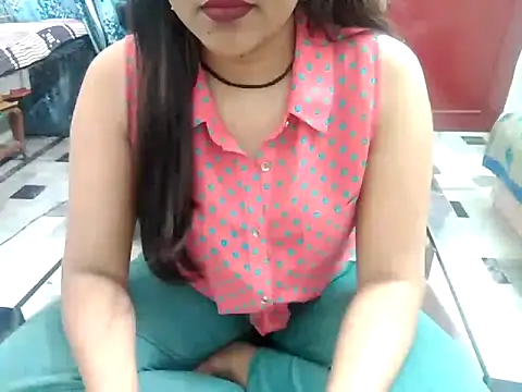 Snapshot of aarushi_sharmaa chatting on February 2025 04:15:01 AM aarushi sharmaa online show from February 2025 04:15:01 AM