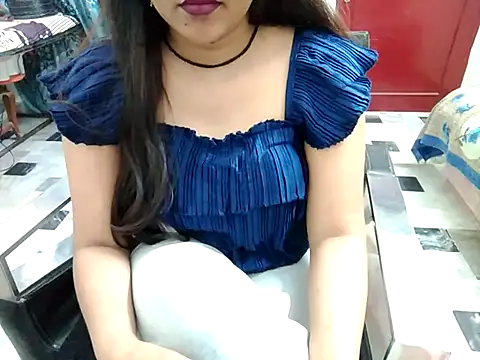 Snapshot of aarushi_sharmaa chatting on March 2025 08:16:01 AM aarushi sharmaa online show from March 2025 08:16:01 AM