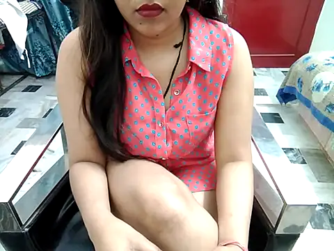 Snapshot of aarushi_sharmaa chatting on March 2025 03:42:02 PM aarushi sharmaa online show from March 2025 03:42:02 PM