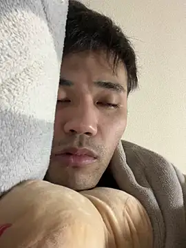 Snapshot of ryusei18570 chatting on March 2025 04:18:01 PM ryusei18570 online show from March 2025 04:18:01 PM