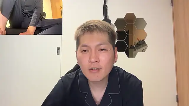 Snapshot of kensnb chatting on April 2026 10:45:02 AM kensnb online show from April 2026 10:45:02 AM