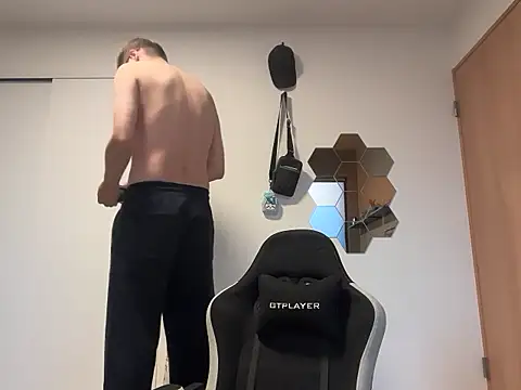 Snapshot of kensnb chatting on April 2026 08:35:02 PM kensnb online show from April 2026 08:35:02 PM