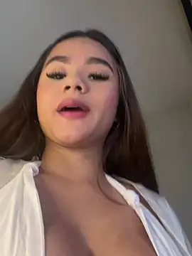 Natasha by online show from February 2026 04:33:01 PM