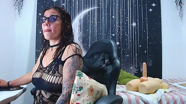 Hikaryfire online show from July 2026 02:09:02 AM