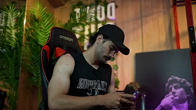 Austin bolt online show from December 2024 02:04:02 AM