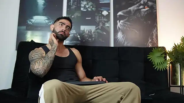 Austin bolt online show from October 2025 01:49:02 AM