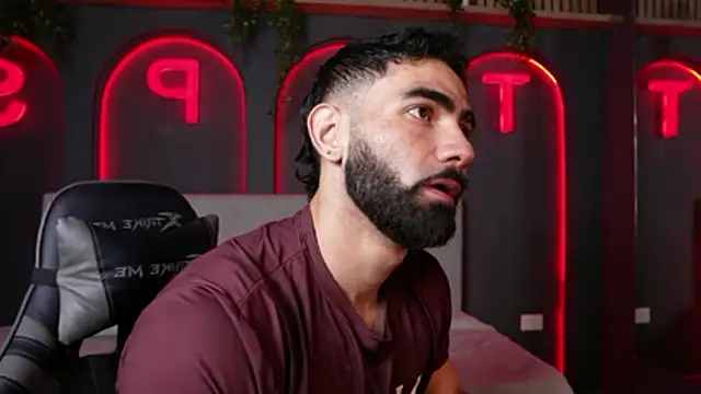 Austin bolt online show from October 2025 02:45:02 AM